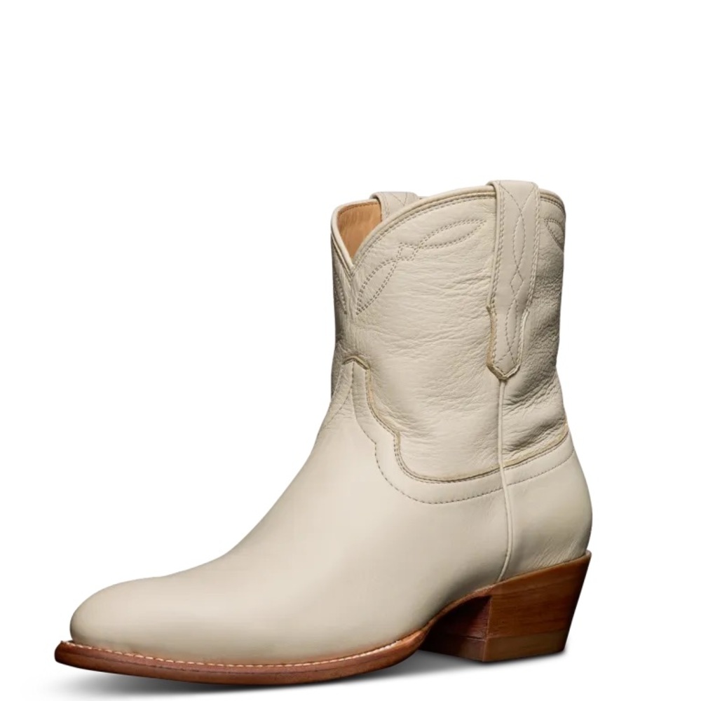 White Tecovas Mini the Paige cowboy Boot